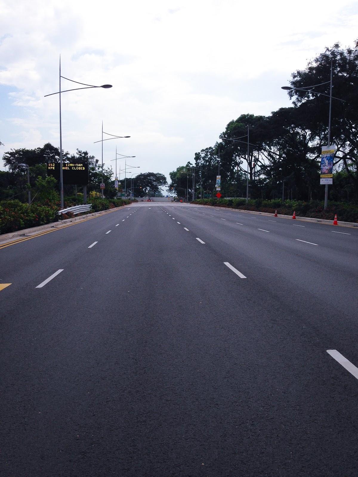 A view of Marina Boulevard on the road facing Sheares Avenue.